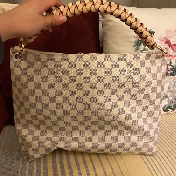Louis Vuitton Cream and Tan Hobo Bag - Picture 4 of 11